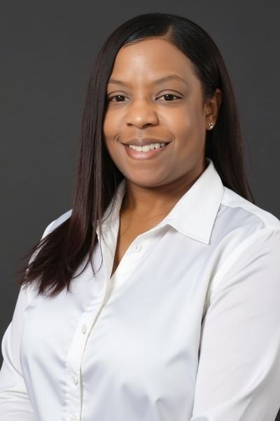Cherl Mcleroy, Branch Manager