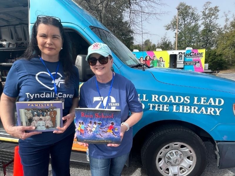 Volunteering with FLOW Bus